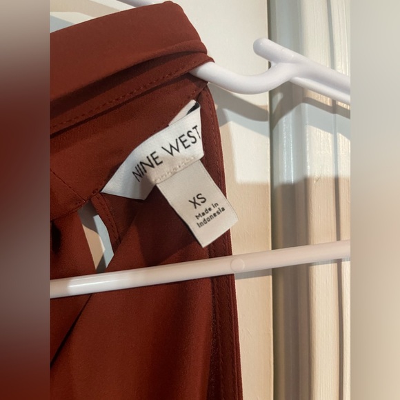 Nine West Tank Top with TiE Back - Picture 3 of 3